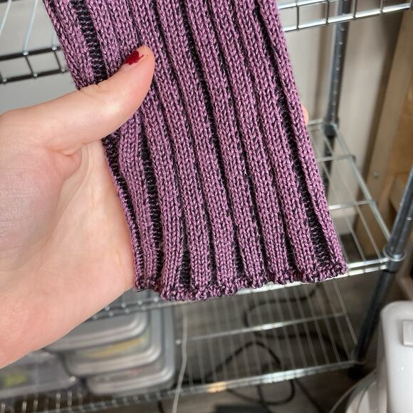 Fiber Arts Women's‎ Purple Asymmetrical Hem Ribbed Knit Sweater Est. Size XL - Picture 7 of 9